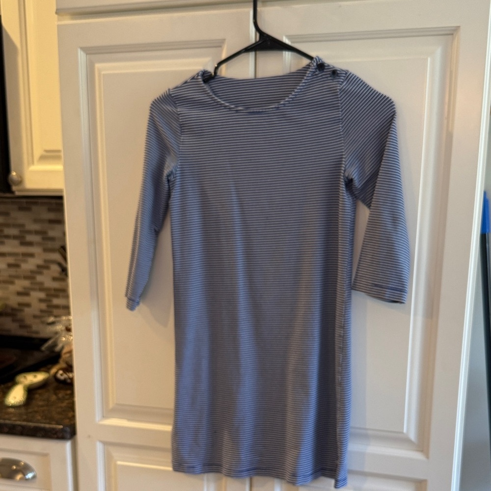 Vineyard Vines Girls Medium Blue and White Striped Dress